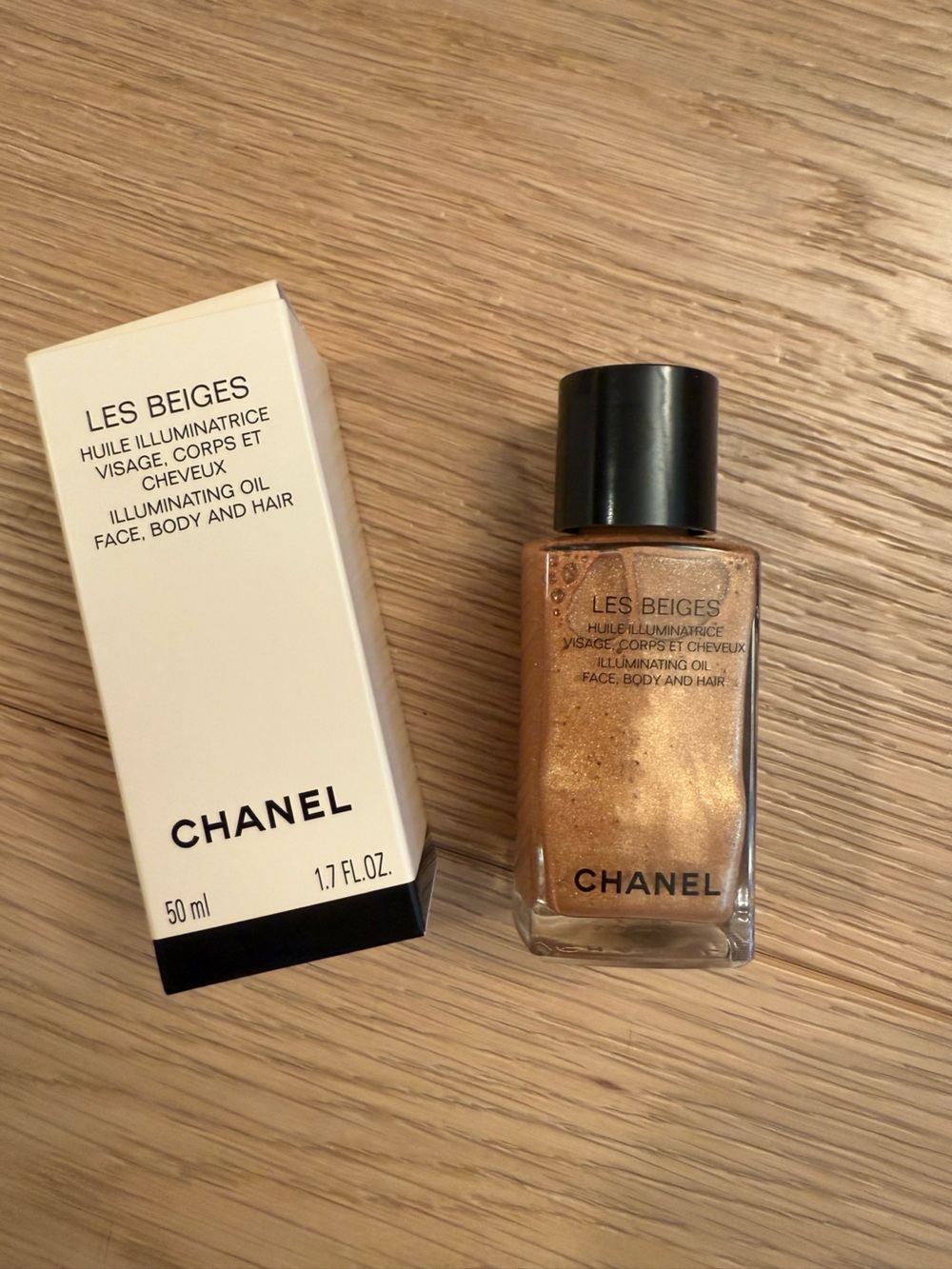 CHANEL Les Beiges Illuminating Oil in Shimmering Gold